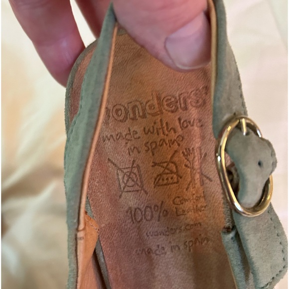 Wonders Wooden Heels - Picture 7 of 11